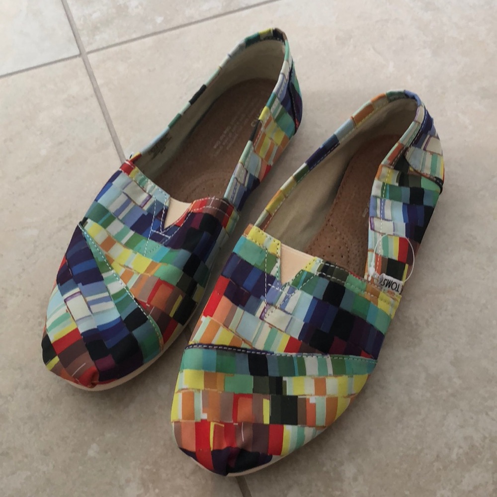 colorful TOMS